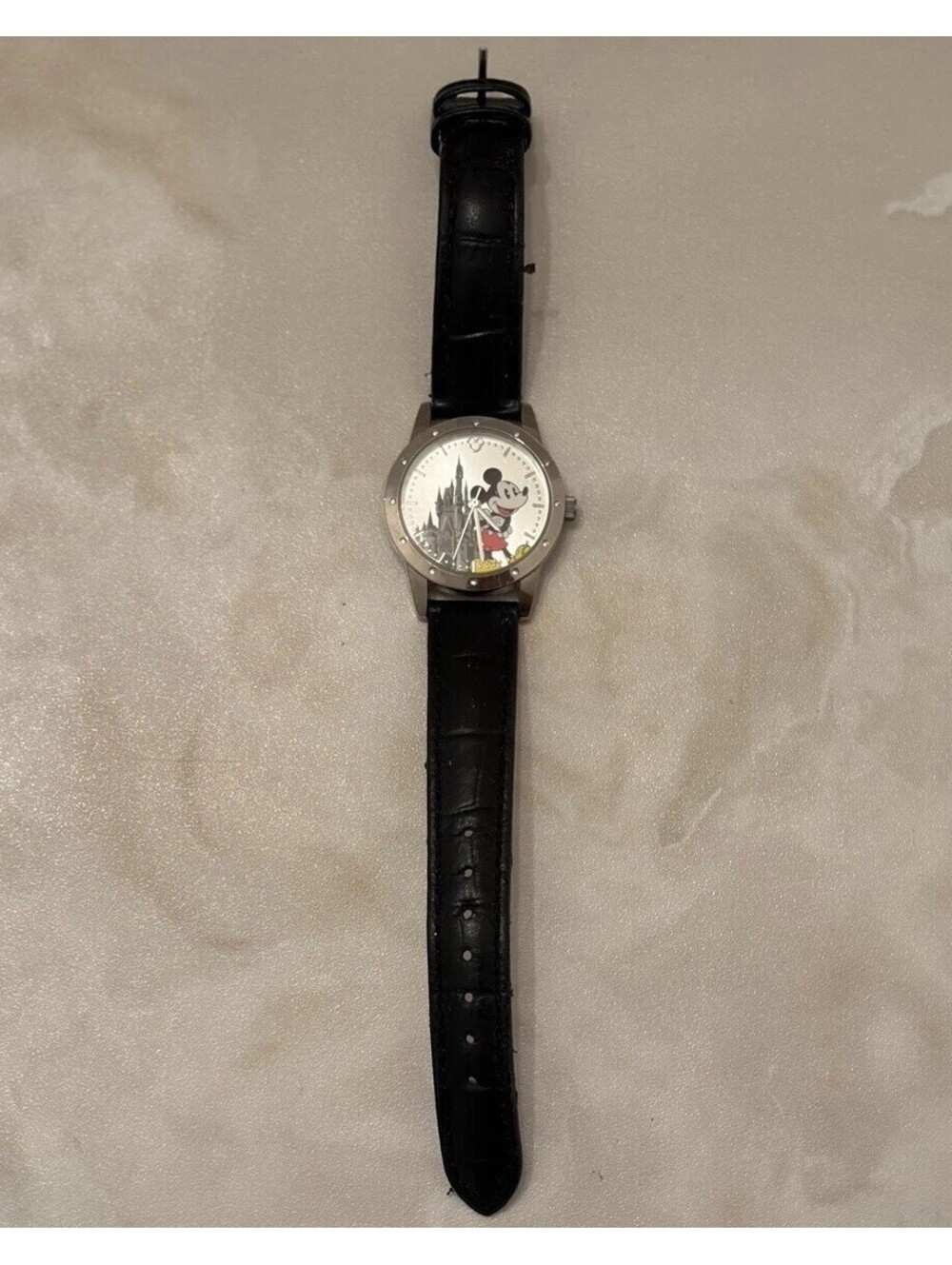 Limited Edition Disney Park Exclusive Mickey Mouse Watch 2017 Needs Battery